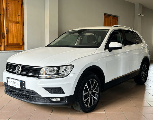 Volkswagen Tiguan 2.0 TDI SCR DSG Business BlueMot