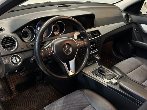 MERCEDES Classe C250 SW 4Matic 204Cv Avantgarde - immagine 9