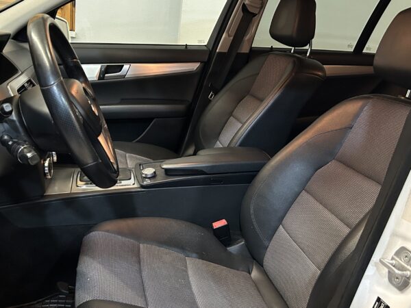 MERCEDES Classe C250 SW 4Matic 204Cv Avantgarde - immagine 10