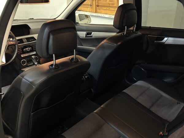 MERCEDES Classe C250 SW 4Matic 204Cv Avantgarde - immagine 11