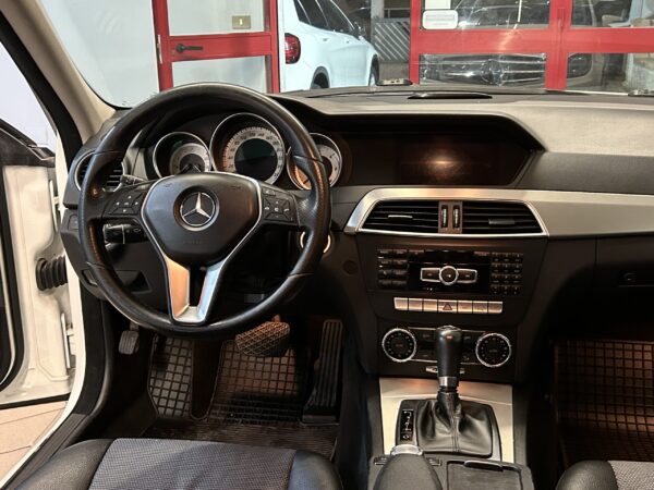 MERCEDES Classe C250 SW 4Matic 204Cv Avantgarde - immagine 12