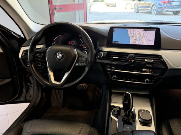 Bmw 520d 48V Xdrive Touring Business - immagine 11