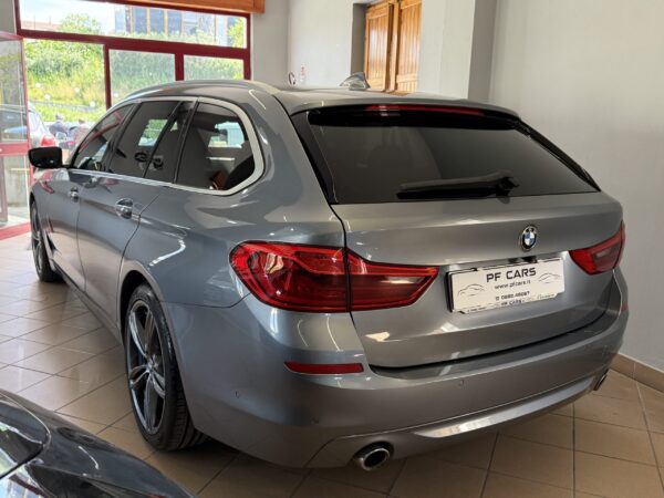 Bmw 520d 48V Xdrive Touring Business - immagine 6